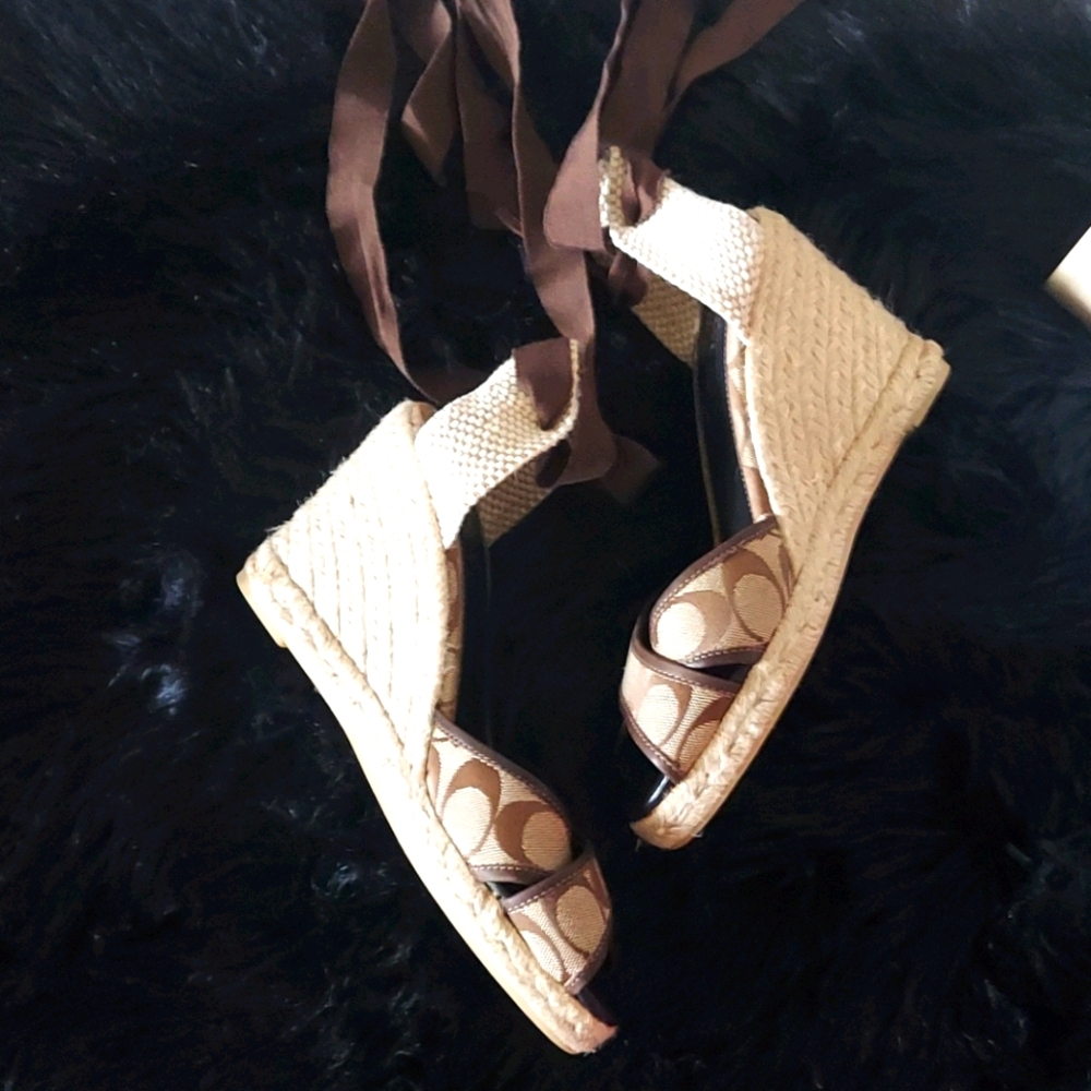 🤎Coach Size 8 Bundle🤎 - Picture 2 of 7